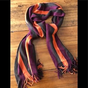 Uni Qlo Striped Scarf
